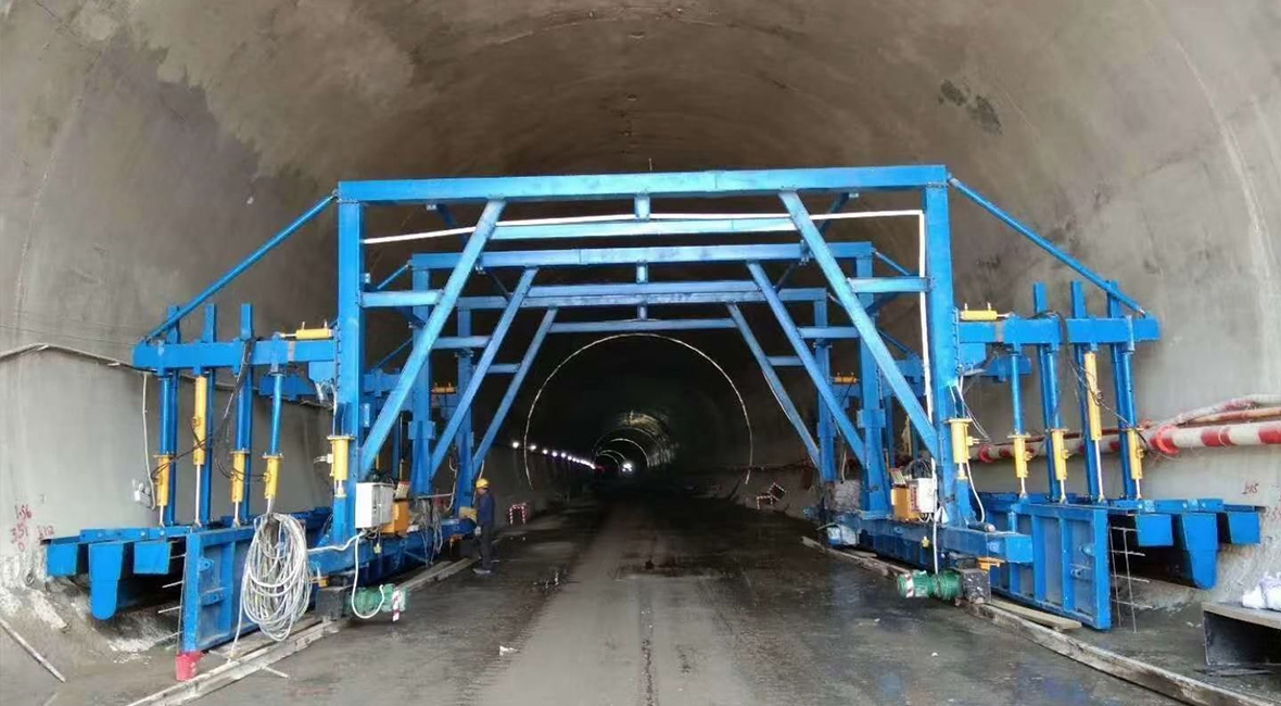 水沟电缆槽台车